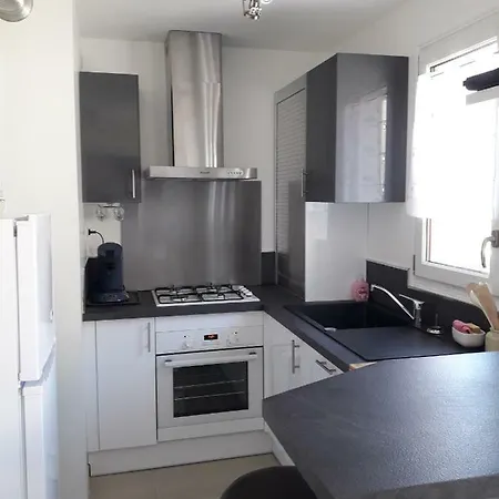 Apartment St Charles Le Colisee