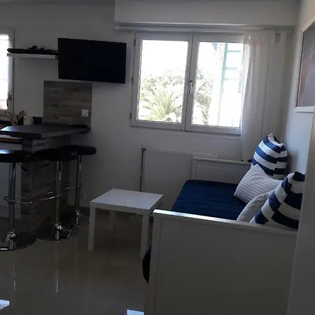St Charles Le Colisee Apartment *